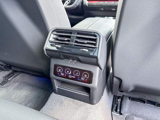 BMW 5-SERIE Touring 520i | M Sport | Harman-Kardon | Panoramadak | Innovation Pack |
