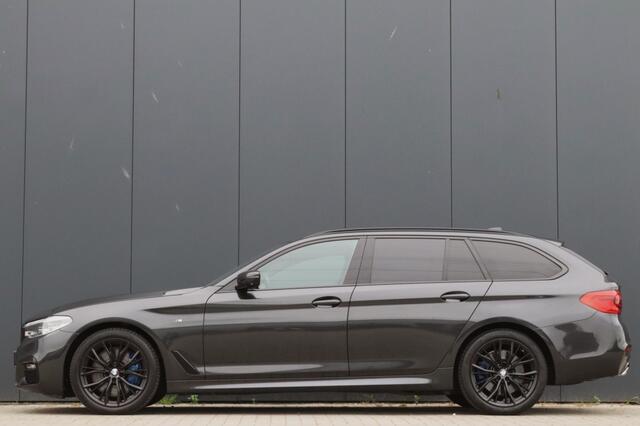 BMW 5-SERIE Touring 540i xDrive M Sport 19inch Trekhaak 360° Harman-Kardon