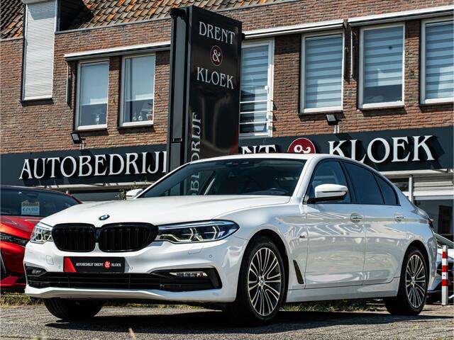 BMW 5-SERIE 530i High Exe PANO CAMERA ELEK TREKHAAK SHADOW LINE