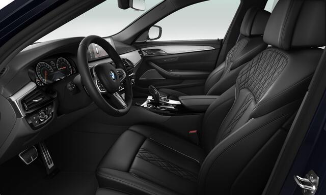 BMW 5-SERIE Touring 540i xDrive M-Sport - Pano - Active Steering - Driving Ass Plus - Harman Kardon