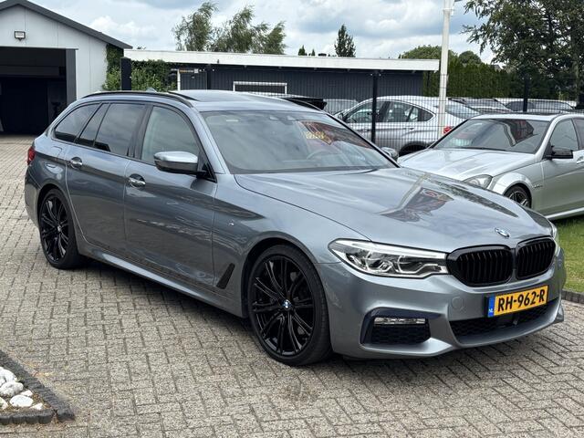 BMW 5-SERIE Touring 530D High Exe 2017 M-Pakket Pano HUD Softclose H/K Audio