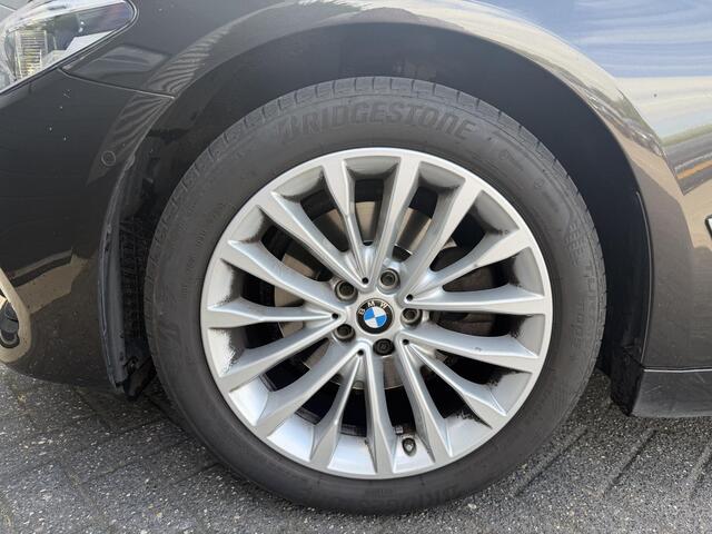 BMW 5-SERIE Touring 520i Corporate Lease High Executive | Panoramadak | Camera | DAB | Elektrische Achterklep |