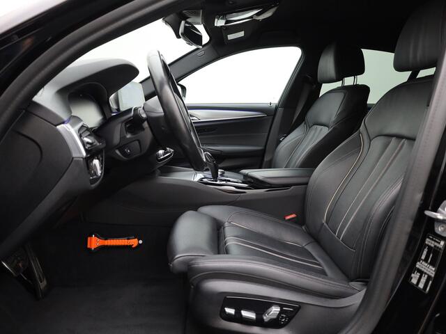 BMW 5-SERIE 520i High Executive Edition | Camera | Apple Carplay/ Android Auto | Stoelgeheugen L&R | Prijs Rijklaar!!