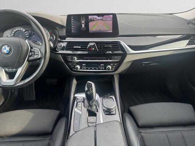 BMW 5-SERIE Touring 525d High Executive Camera, Stoel/verwarming/ventilatie, Elek Trekhaak, Carplay, Android Auto