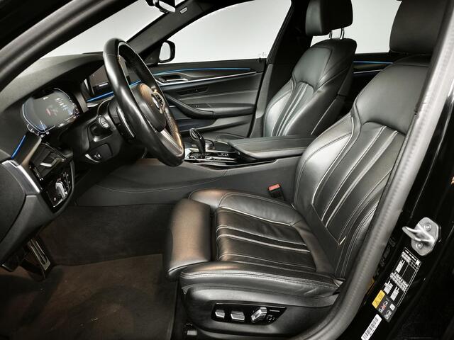 BMW 5-SERIE 530e xDrive High Executive | M-Sport | Schuif-/kanteldak | Harman / Kardon | Driving Assistant Professional |