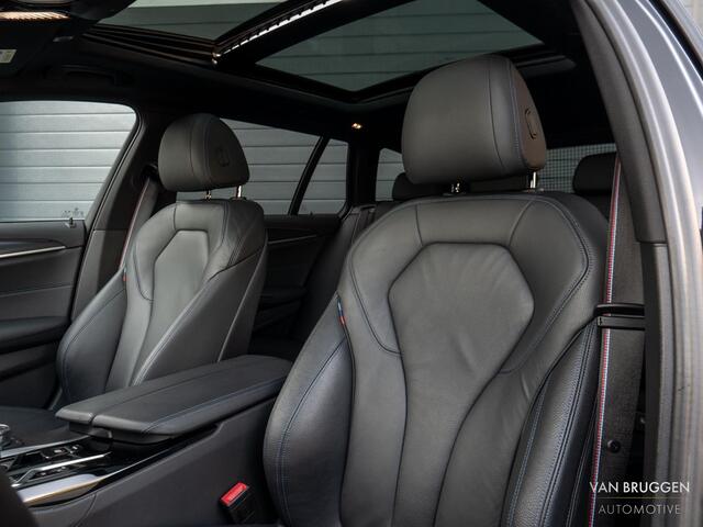 BMW 5-SERIE Touring 530e M-Sport Pano Laser HK-Audio 20" Head-Up Leer Sfeer Keyless