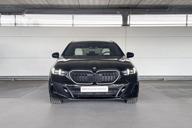 BMW 5-SERIE Touring 550e xDrive