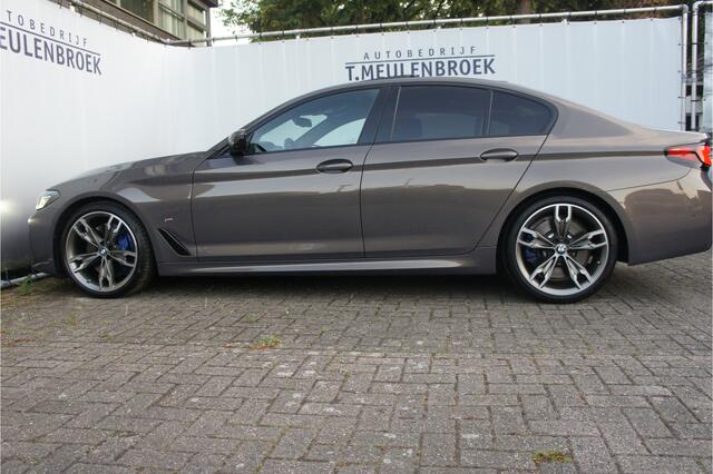 BMW 5-SERIE M550i xDrive