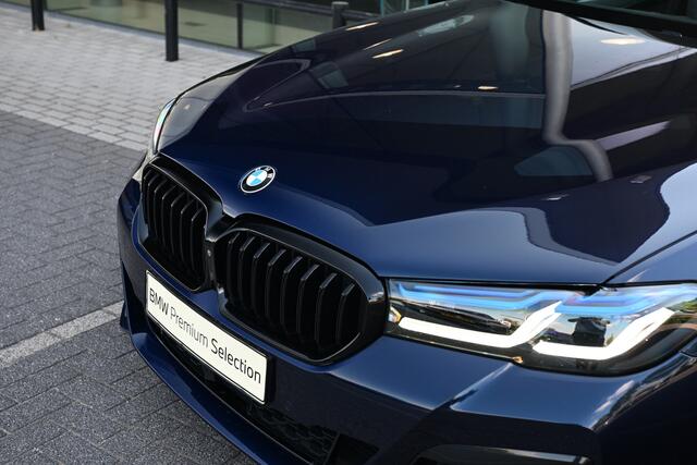 BMW 5-SERIE 530i High Executive M Sport Automaat / Schuif-kanteldak / Driving Assistant Pro. / Comfort Access / Head-Up / Laserlight / Harman Kardon / Parking Assistant Plus