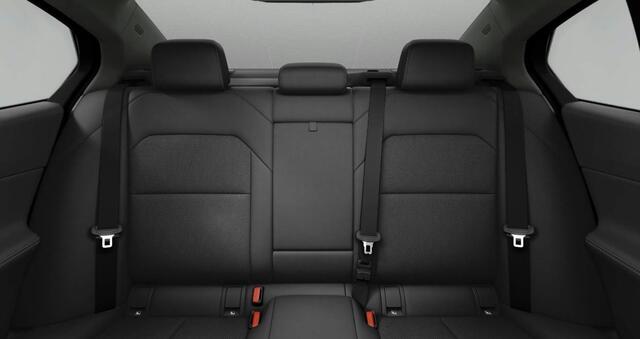 BMW 5-SERIE 530e Panoramadak - Harman Kardon - Driving Assistant Plus - Parking Assistant Plus - Stuurwielrandverwarming - Adaptieve LED koplampen