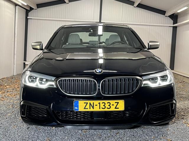 BMW 5-SERIE M550i xDrive High Exe 2017 VOLL OPTIES*NP ¤153.000,- 2e EIG*DEALER O.H..