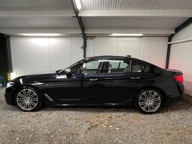 BMW 5-SERIE M550i xDrive High Exe 2017 VOLL OPTIES*NP ¤153.000,- 2e EIG*DEALER O.H..