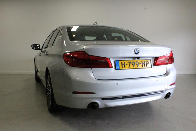 BMW 5-SERIE 530e iPerformance eDrive Edition | HARMAN/KARDON | SFEER | CARPLAY | 18'LMV | DAB | NAVIGATIE | CAMERA | LED |