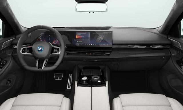 BMW 5-SERIE Touring 530e M Sport Pro Edition Comfort Pack | Innovation Pack | Travel Pack | Bowers & Wilkins