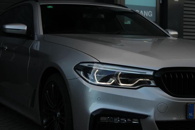 BMW 5-SERIE Touring 540i xDrive M-Sport High Executive | Panorama Dak | Comfort Stoelen | Trekhaak | HUD