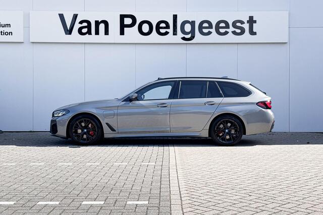BMW 5-SERIE Touring 530e High Ex | M Sport | Panoramadak |