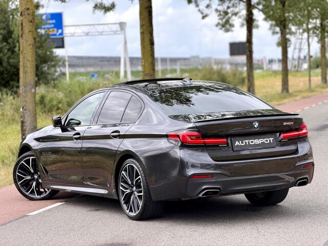 BMW 5-SERIE Sedan 540i High Ex. M-Sport Schuifdak Memory H&K HUD