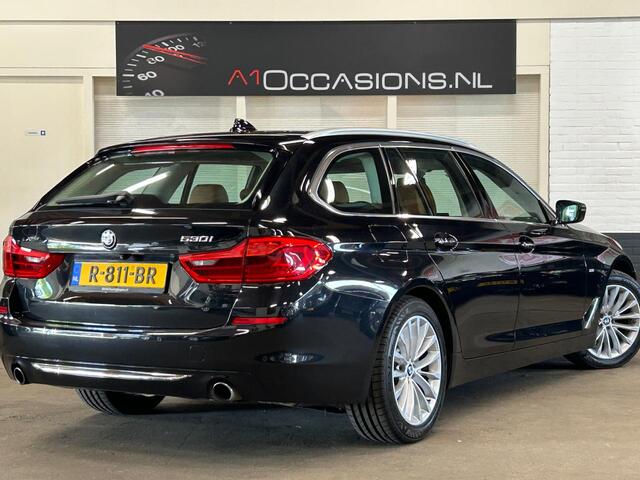 BMW 5-SERIE Touring 530i xDrive High Executive PANO + LEDER