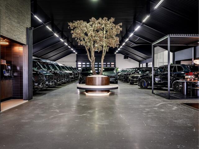 BMW 5-SERIE Touring 550e xDrive 490PK M-Sport | BOWERS & WILKINS | DRIVING ASSISTANCE PRO | M-SPORT PRO | PANO | HEAD-UP |