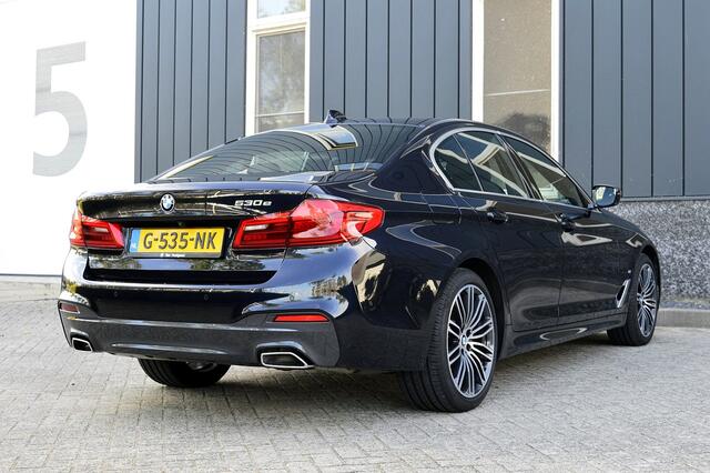 BMW 5-SERIE 530e iPerformance Saphir Edition M-Sport SOH 88% Rijklaarprijs-Garantie Leder Interieur Led Camera Navigatie Apple carplay