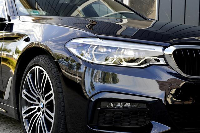 BMW 5-SERIE 530e iPerformance Saphir Edition M-Sport SOH 88% Rijklaarprijs-Garantie Leder Interieur Led Camera Navigatie Apple carplay