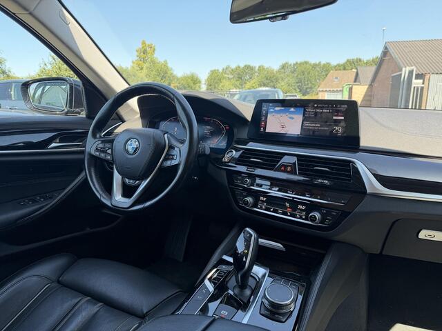 BMW 5-SERIE Touring 540i xDrive High Executive Edition | Panoramadak | 360* Camera | Elektrische Achterklep | Climate Control |