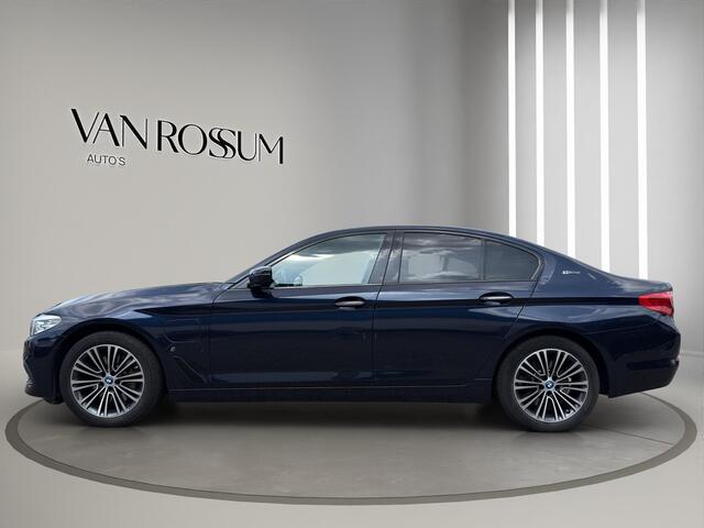 BMW 5-SERIE 530 e iPerformance | Leder | Sportstoelen | Sfeer | Camera | Parksenors V+A | 18" |