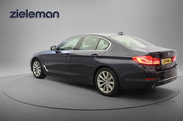 BMW 5-SERIE Sedan 520i High Executive Edition - Digitaal Cockpit, Memory, Stoelverw.