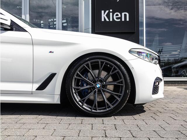 BMW 5-SERIE Touring 530i High Executive