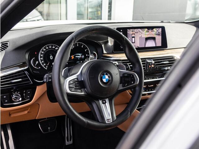 BMW 5-SERIE Touring 530i High Executive