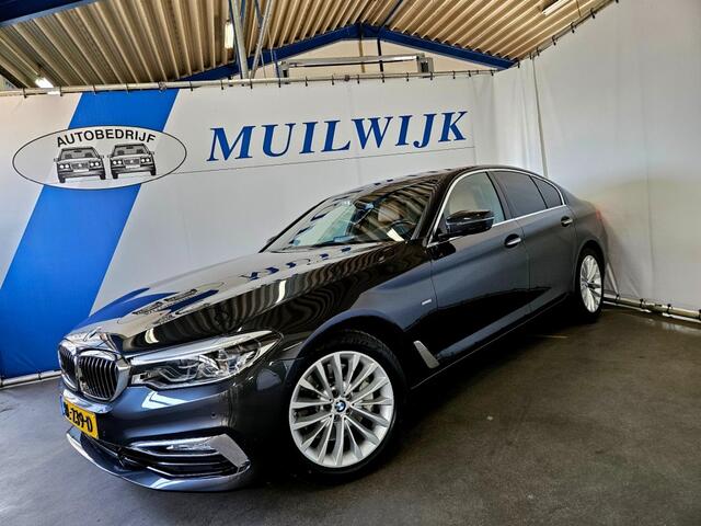 BMW 5-SERIE 530i xDrive High Executive / 360 Camera / Head Up / NL Auto