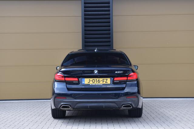 BMW 5-SERIE 530i High Executive Edition * M-Sport * Glasdak * Head-up * Sportremmen * 4-Zone Airco * Laserlicht *