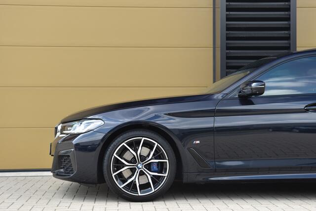 BMW 5-SERIE 530i High Executive Edition * M-Sport * Glasdak * Head-up * Sportremmen * 4-Zone Airco * Laserlicht *