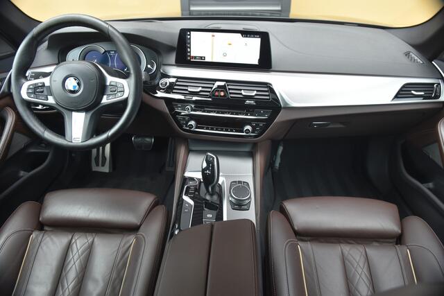 BMW 5-SERIE Touring 530i High Executive * M-Sport * Panoramadak * Head-up * Harman/Kardon * Keyless *
