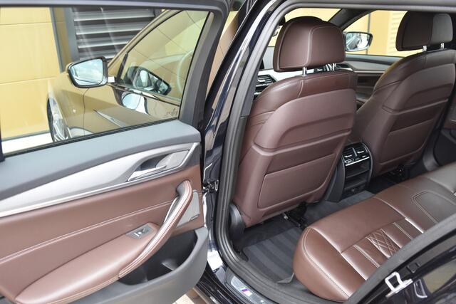 BMW 5-SERIE Touring 530i High Executive * M-Sport * Panoramadak * Head-up * Harman/Kardon * Keyless *