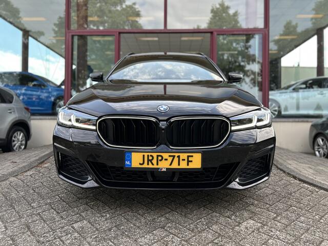 BMW 5-SERIE Touring 530e High Executive | Laser | HUD | Keyless | Panoramadak | 360 Camera | 90% SOH |