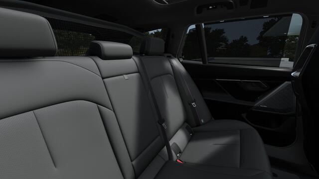 BMW 5-SERIE Touring M5 Automaat / M Drive Professional / Panoramadak / Trekhaak / Bowers & Wilkins / M Multifunctionele Stoelen / Parking Assistant Professional