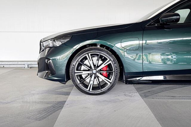 BMW 5-SERIE Touring 530e M Sport Edition