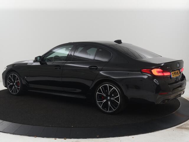 BMW 5-SERIE 530e xDrive High Executive | SOH 89,6% | Panoramadak | Leder | Memory | Stoelverwarming | Harman/Kardon | Carplay | Sfeerverlichting | Cruise control | PHEV