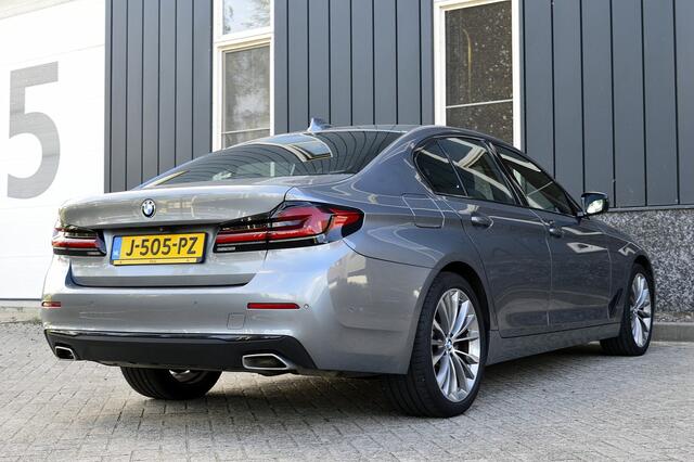 BMW 5-SERIE 530i High Executive Edition Rijklaarprijs-Garantie Leder Interieur Led Camera Apple/Android Navigatie