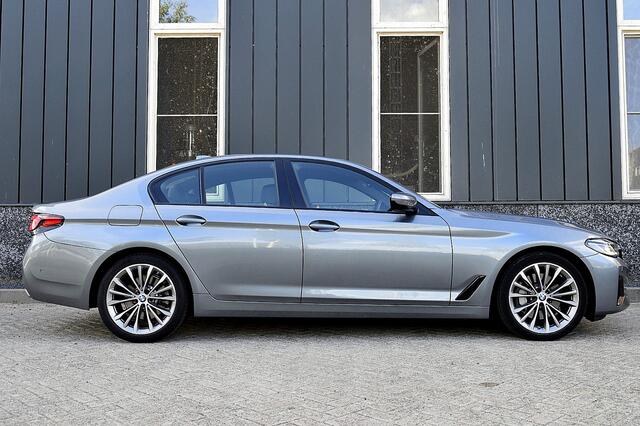 BMW 5-SERIE 530i High Executive Edition Rijklaarprijs-Garantie Leder Interieur Led Camera Apple/Android Navigatie