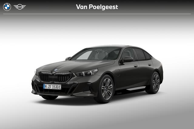 BMW 5-SERIE Sedan 530e M Sport Edition | M Sportpakket Pro | Innovation Pack | Travel Pack | Comfort Pack