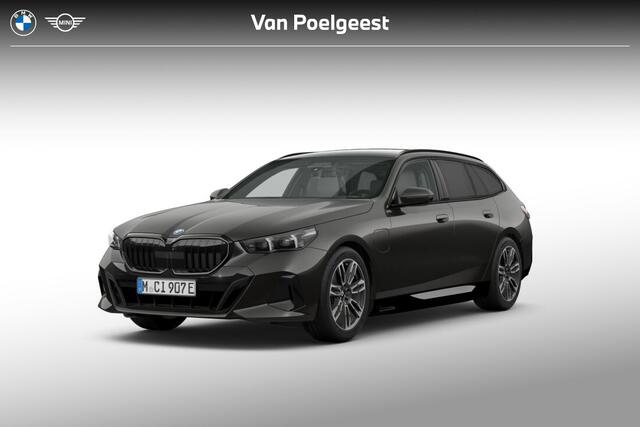 BMW 5-SERIE Touring 530e M Sport Pro Edition | M Sportpakket Pro | Innovation Pack | Travel Pack | Comfort Pack