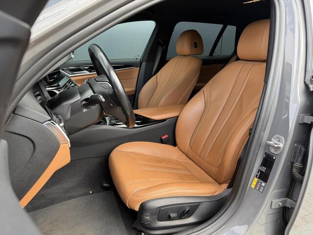 BMW 5-SERIE Touring 530e High Executive 20"/Leder/Camera/Stoelverwarming/Sfeerverlichting/Apple Carplay & Android Auto