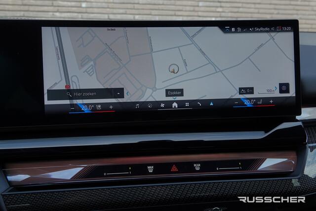 BMW 5-SERIE Touring 550E 490Pk Aut. | Plug in Hybride | X-Drive | Shadowline | M-Sport | Head Up Display | Panoramadak | Trekhaak | 21''