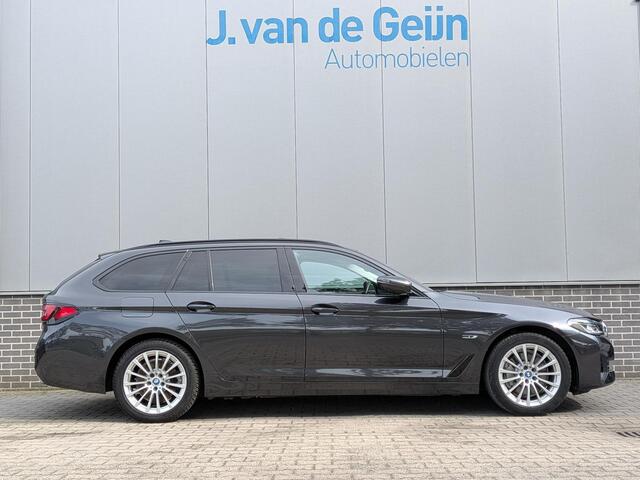 BMW 5-SERIE Touring 530e xDrive Business Edition Plus | Panorama | Trehaak | Laser | Ambient | Comfortzetels