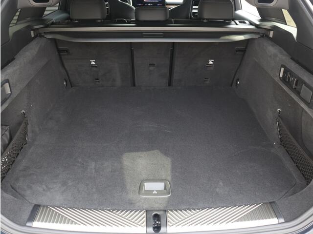 BMW 5-SERIE Touring 530e | M Sportp Pro | SoH 100% | Innovation Pack | Trekhaak | Panodak | M Stoelen | Driving Assistant Prof. | Parking Assist Plus | Adaptive Onderstel Prof. | Bowers & Wilkins | Stoelventilatie | 21'' LMV