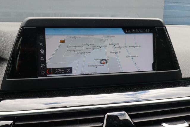BMW 5-SERIE 520d EDE Executive | Sportline | Audio Media Pack | Spotstoelen | Donkere hemel