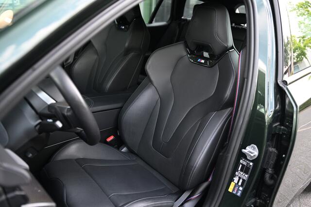 BMW 5-SERIE Touring 530e M Sport Automaat / Trekhaak / Stoelventilatie / Adaptieve LED / Bowers & Wilkins / Parking Assistant Plus