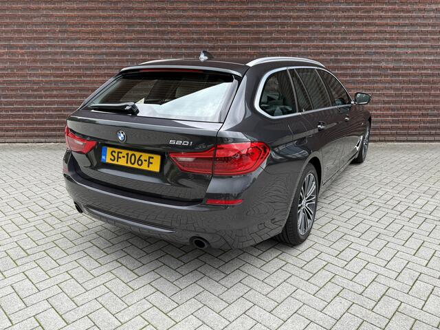 BMW 5-SERIE Touring 520i High Executive